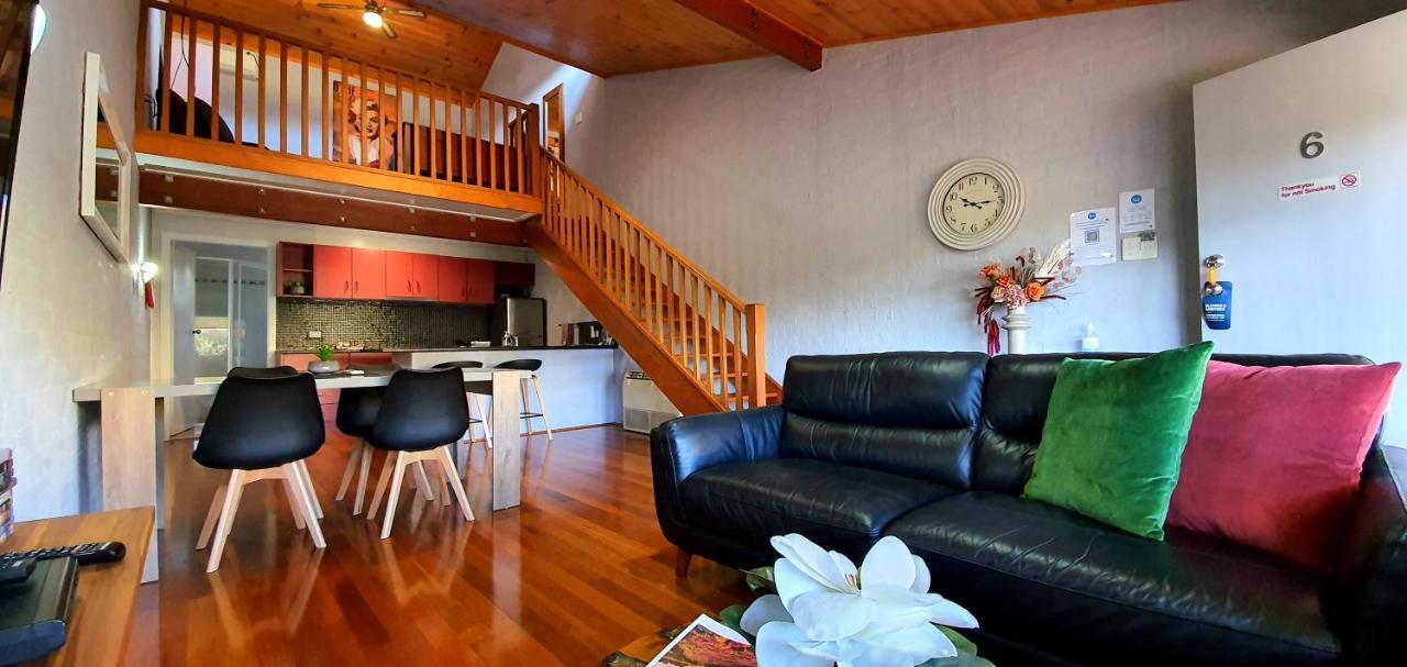 Great Escape Lofts Aparthotel กลอสเตอร์ ภายนอก รูปภาพ