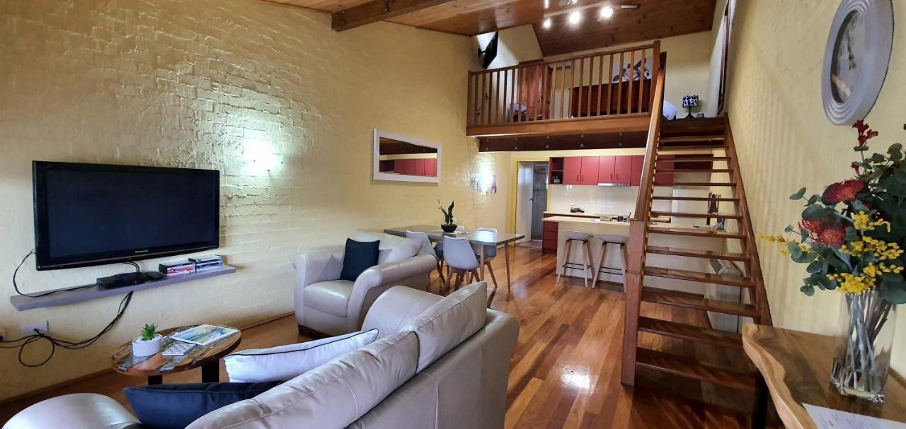 Great Escape Lofts Aparthotel กลอสเตอร์ ภายนอก รูปภาพ
