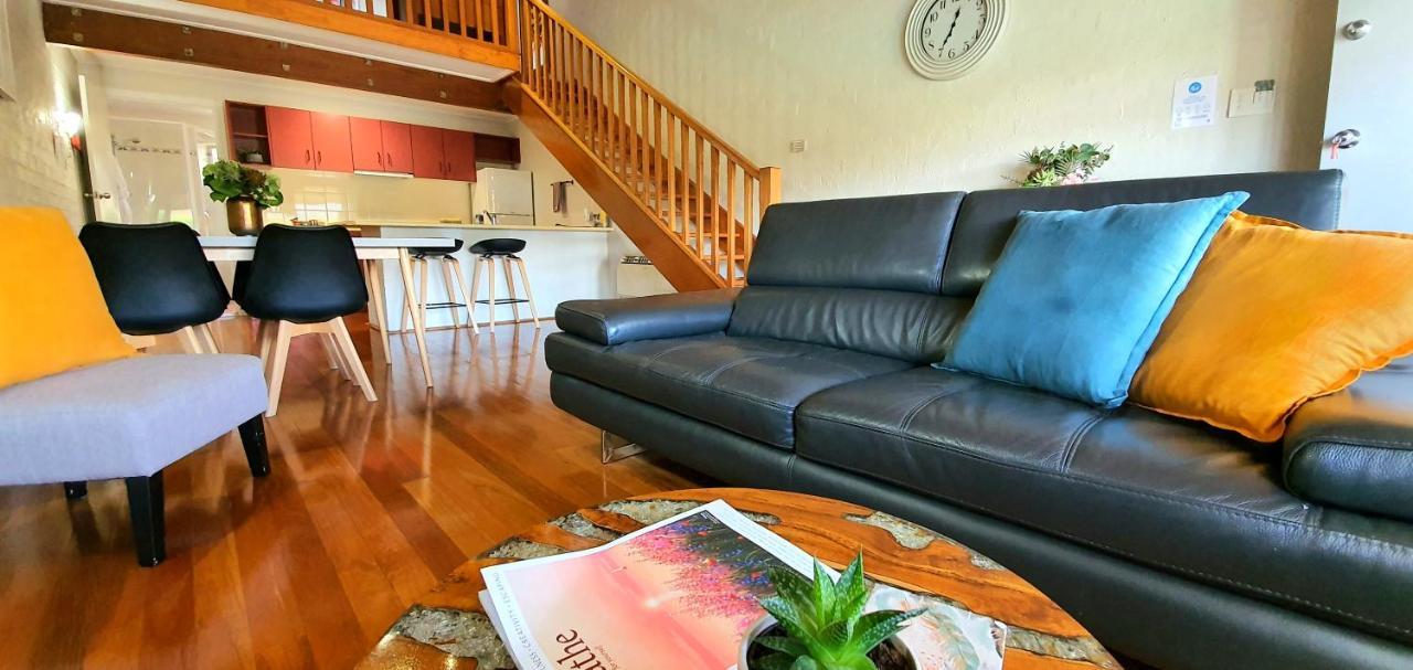 Great Escape Lofts Aparthotel กลอสเตอร์ ภายนอก รูปภาพ