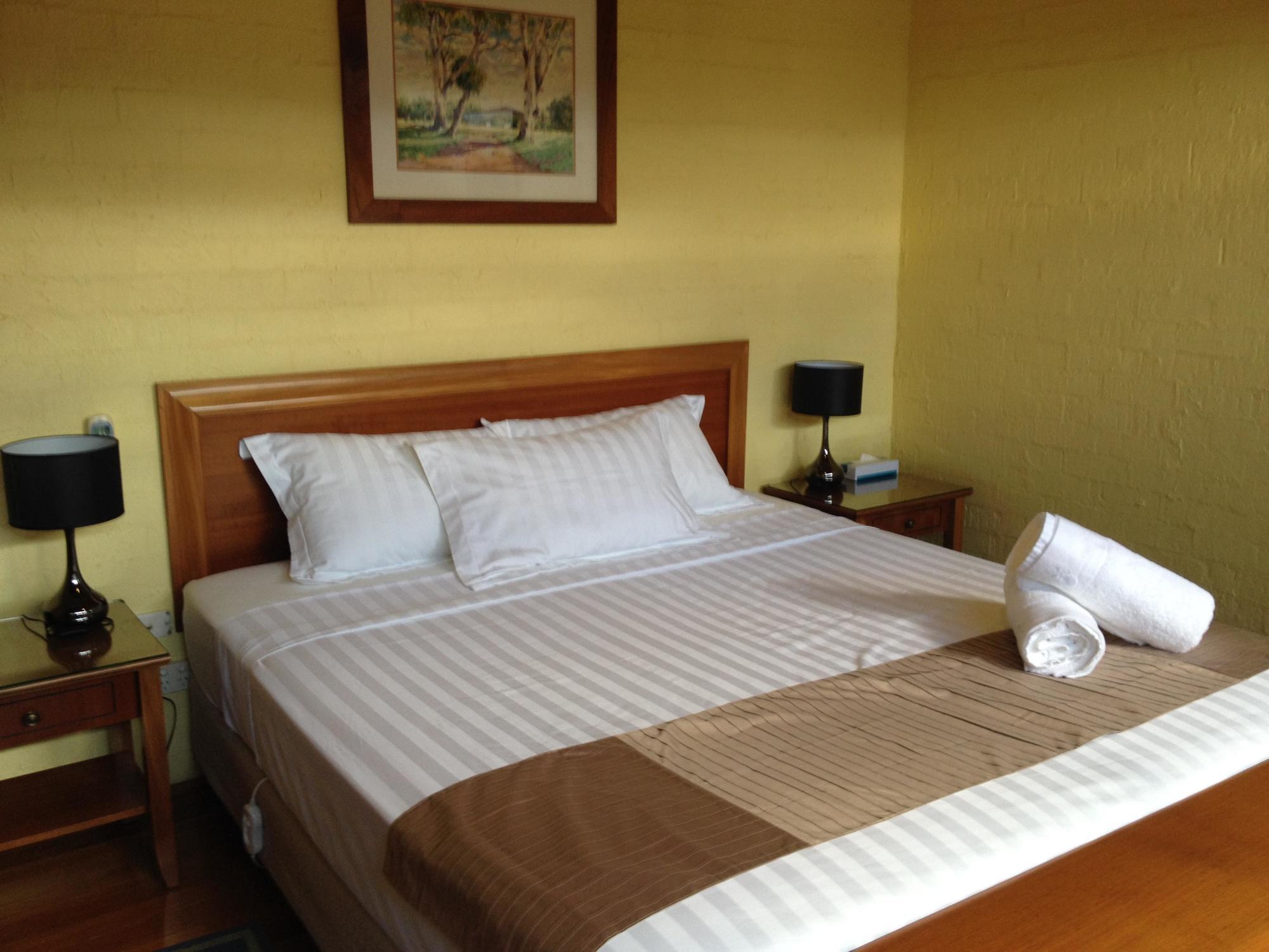 Great Escape Lofts Aparthotel กลอสเตอร์ ภายนอก รูปภาพ
