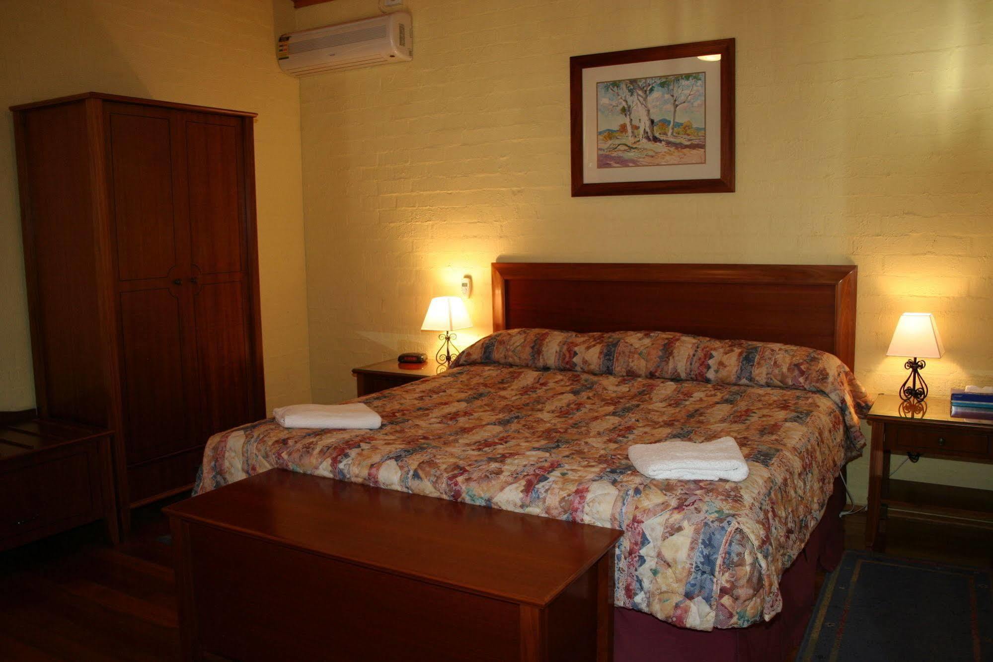 Great Escape Lofts Aparthotel กลอสเตอร์ ภายนอก รูปภาพ