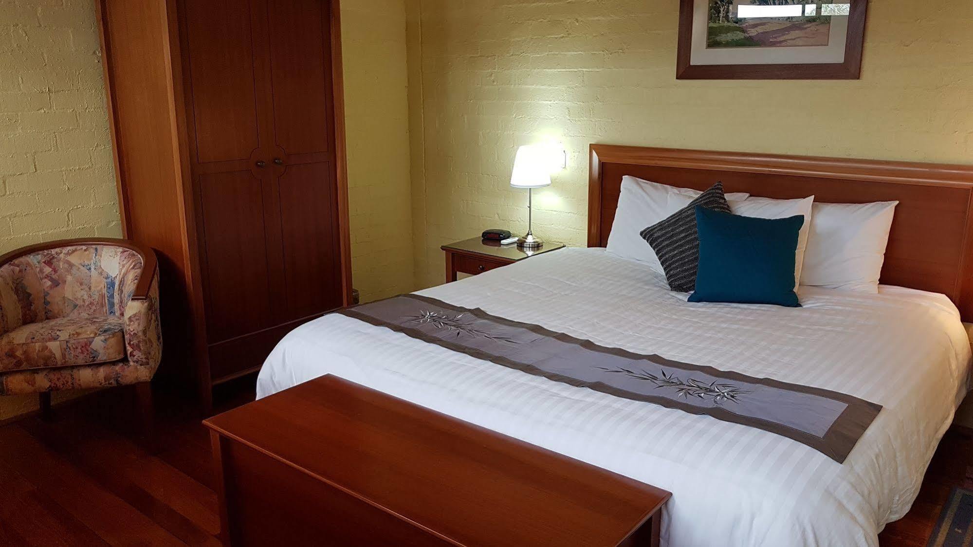 Great Escape Lofts Aparthotel กลอสเตอร์ ภายนอก รูปภาพ
